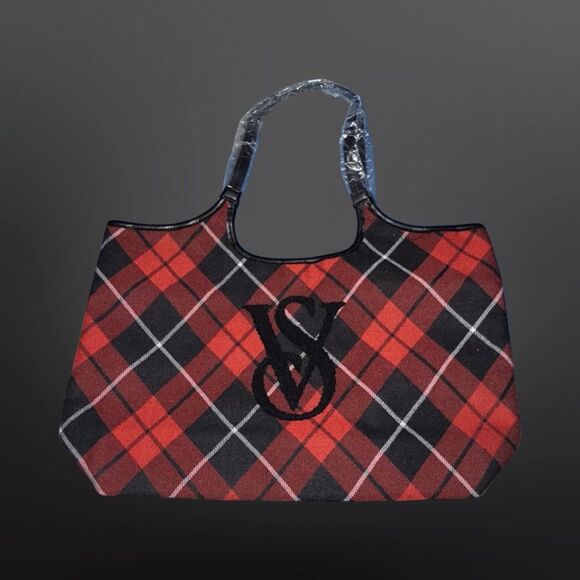 NWT Victoria's Secret Red and Black Plaid Tote Large Bag VS Plush Logo - Picture 6 of 6